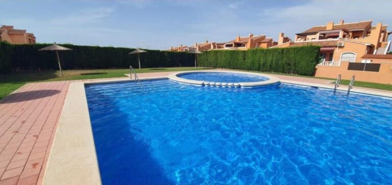 Apartament w ekskluzywnej dzielnicy Torrevieja