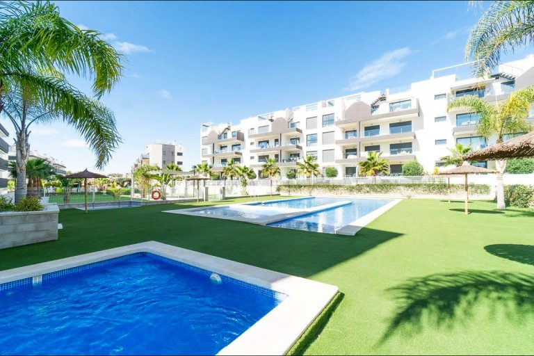 Apartament z 2 sypialniami w Villamartín